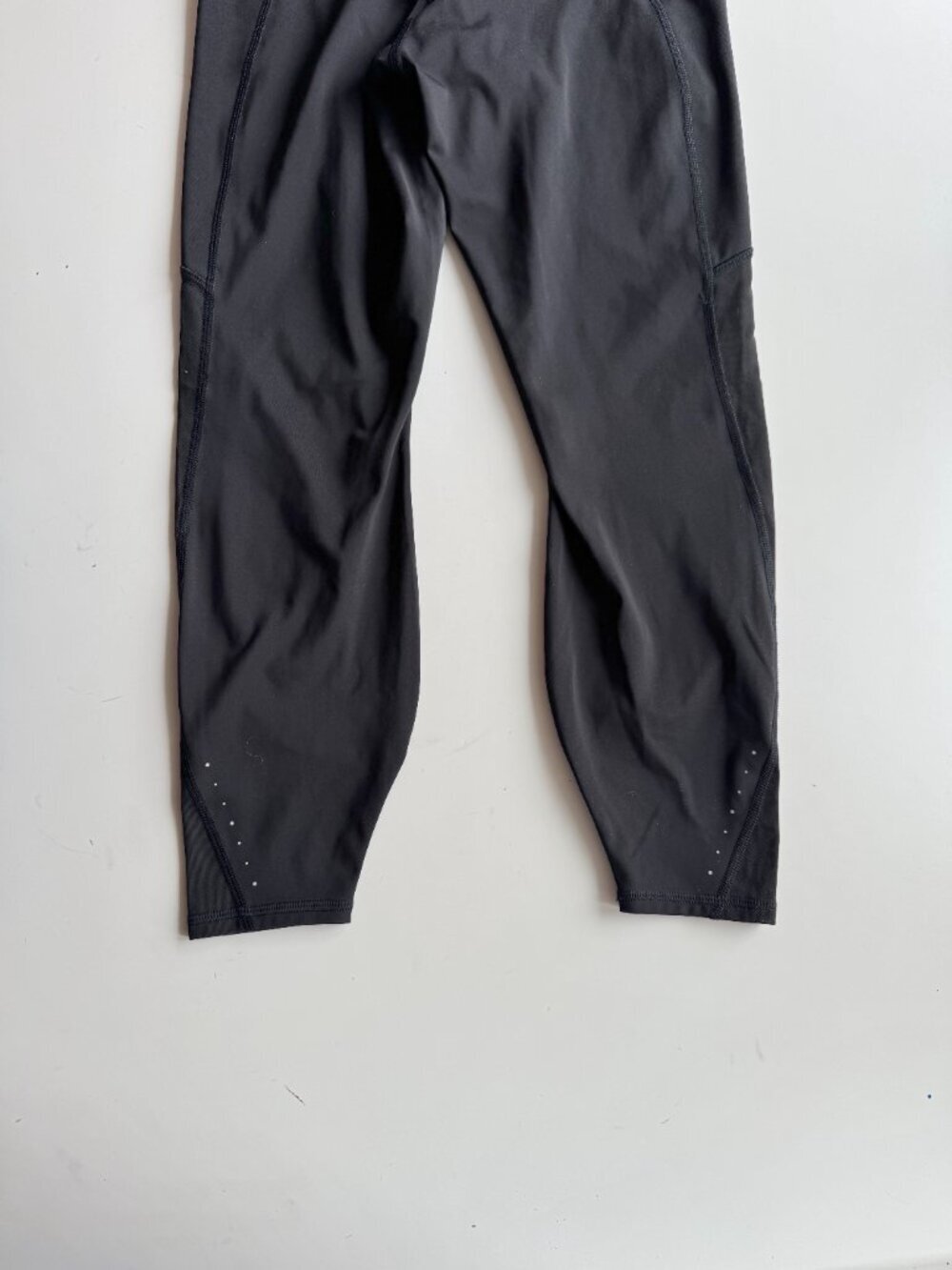 ATHLETA Rainier Unbrushed Black High Rise 7/8 Ankle Leggings, Size S - Picture 10 of 15